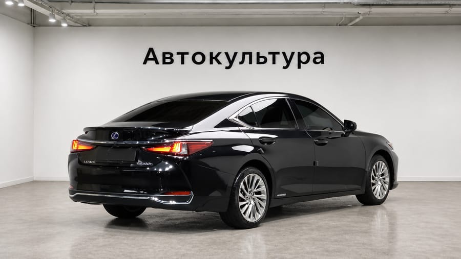 Lexus Es 2019 300h Luxury
